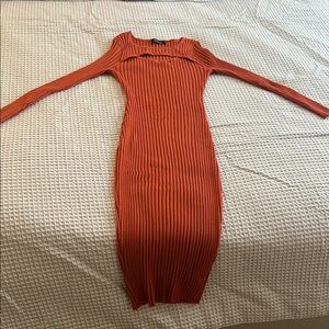 Elegant Orange Ribbed Dress